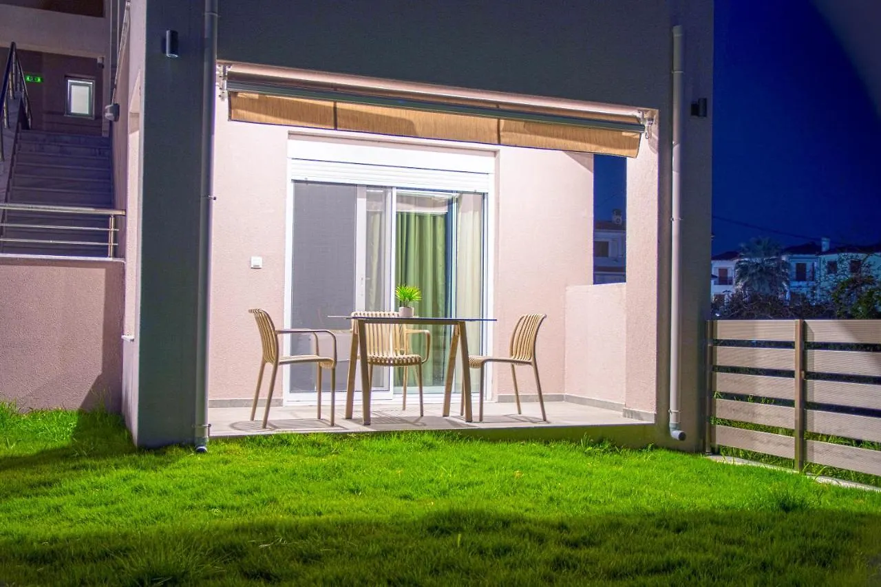 Aelia Luxury Apartments Nikiti  Nikiti (Sithonia)